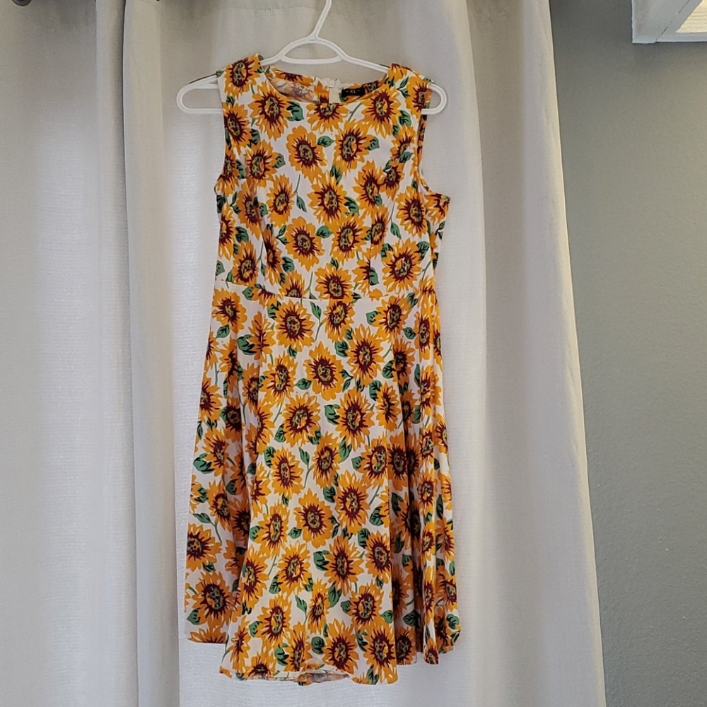 Sunflower print Dress